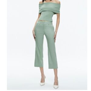 NWT - Alice & Olivia by Stacey Bennett - Janis Low Rise Cropped Flare Pant
